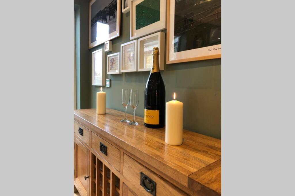 Langford Farmhouse - New Forest National Park Luxury 4Bd, Hot Tub, Cinema, 10 Acres Bartley Eksteriør billede