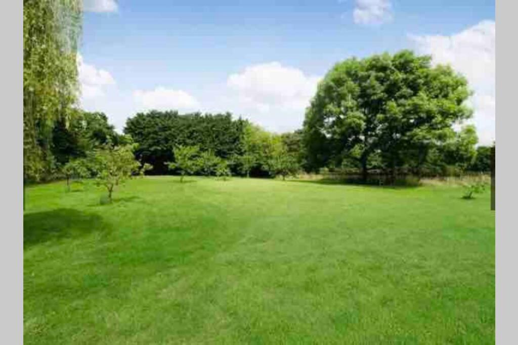 Langford Farmhouse - New Forest National Park Luxury 4Bd, Hot Tub, Cinema, 10 Acres Bartley Eksteriør billede