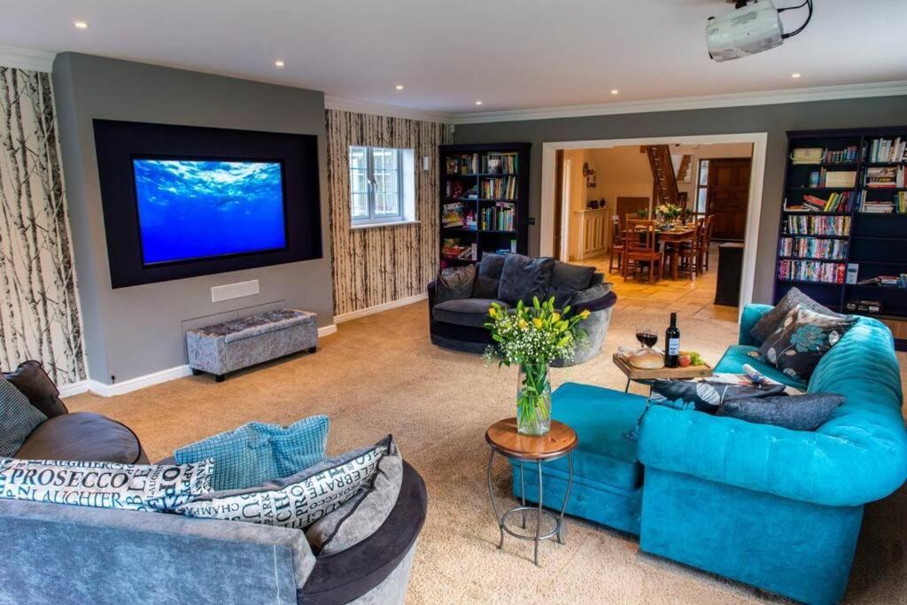 Langford Farmhouse - New Forest National Park Luxury 4Bd, Hot Tub, Cinema, 10 Acres Bartley Eksteriør billede