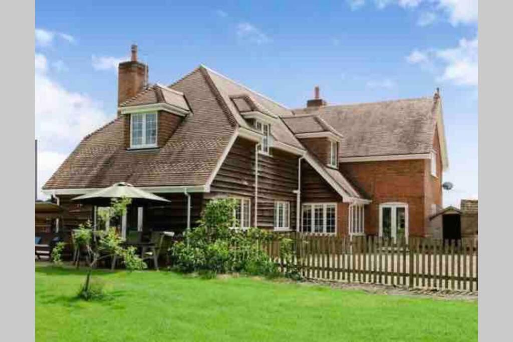 Langford Farmhouse - New Forest National Park Luxury 4Bd, Hot Tub, Cinema, 10 Acres Bartley Eksteriør billede