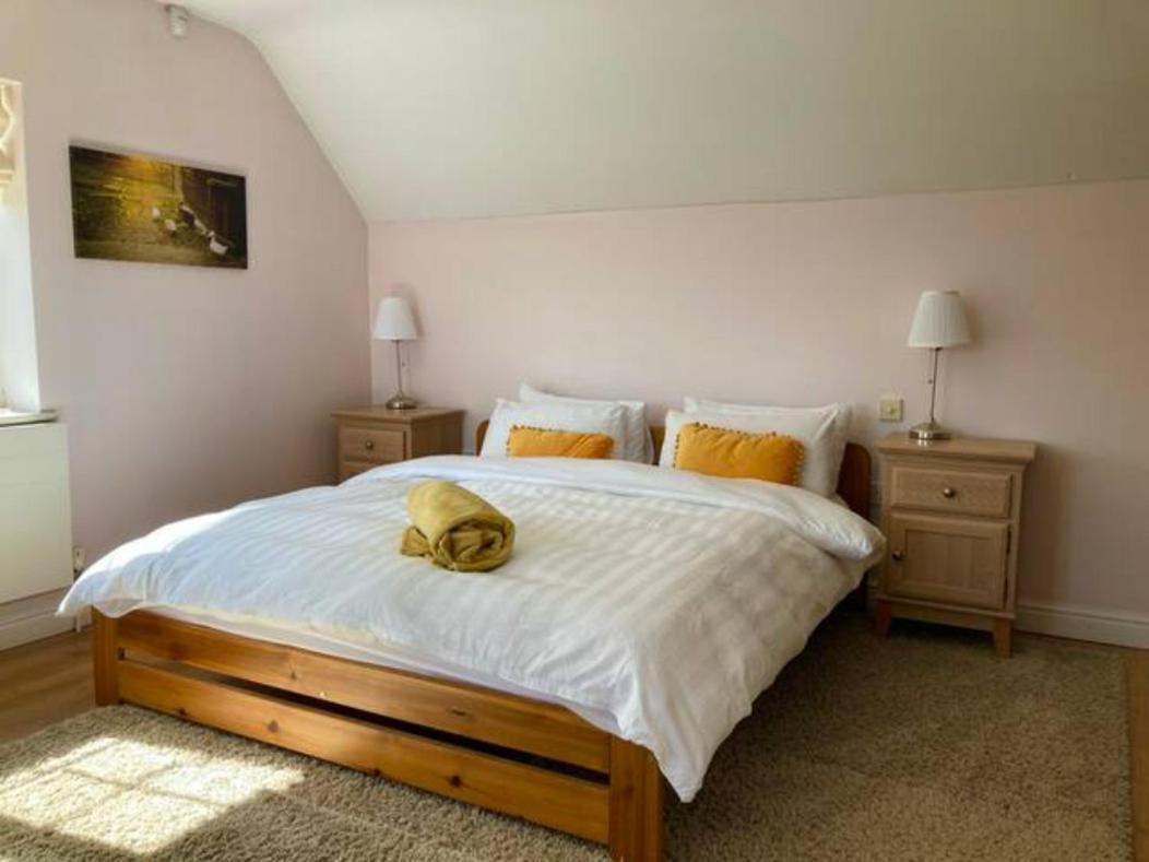Langford Farmhouse - New Forest National Park Luxury 4Bd, Hot Tub, Cinema, 10 Acres Bartley Eksteriør billede