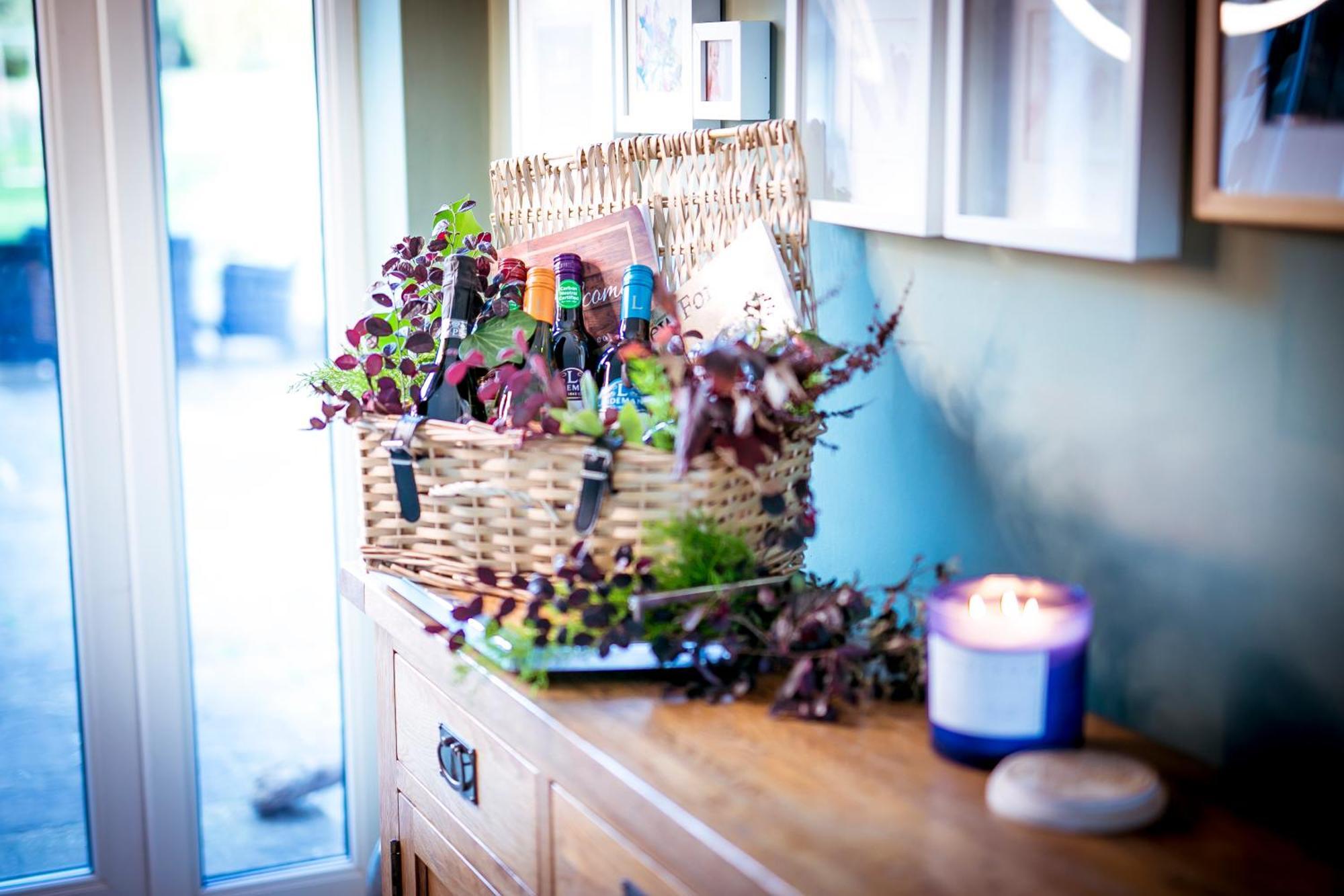 Langford Farmhouse - New Forest National Park Luxury 4Bd, Hot Tub, Cinema, 10 Acres Bartley Eksteriør billede